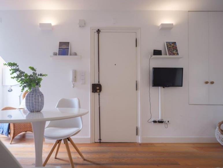 Home Sonhos 17 Lisbon Bagian luar foto