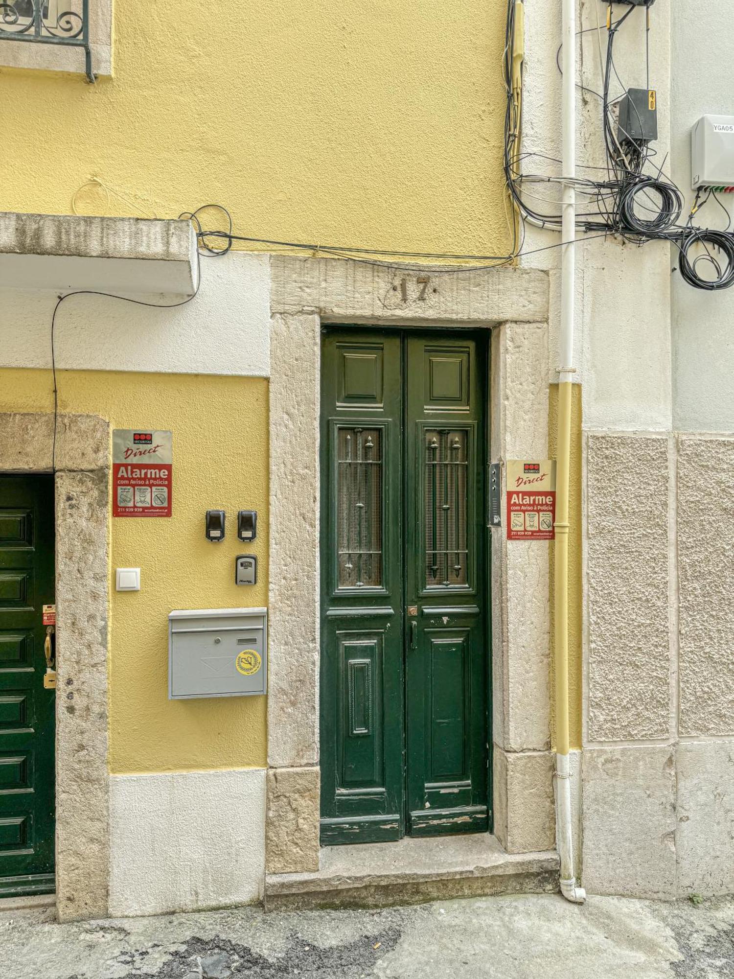 Home Sonhos 17 Lisbon Bagian luar foto